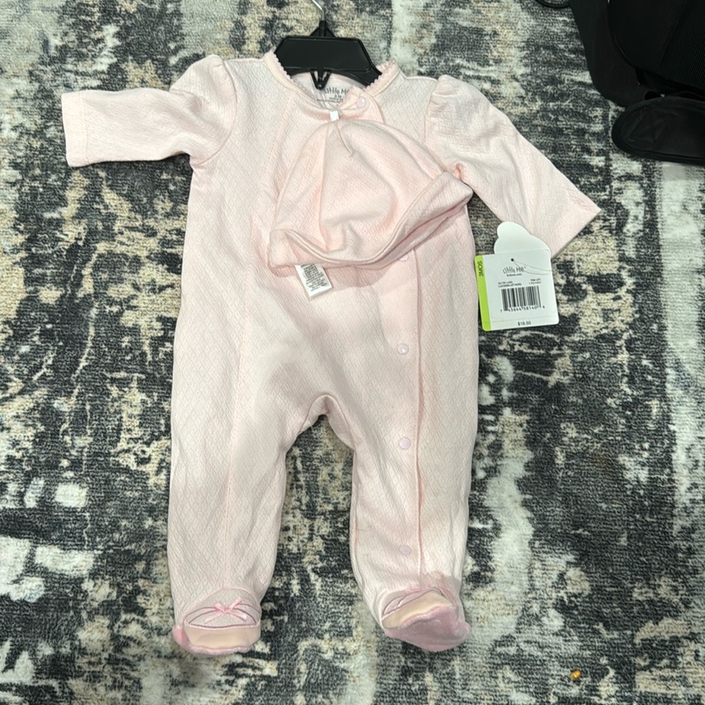 NWT 3mo onesie
